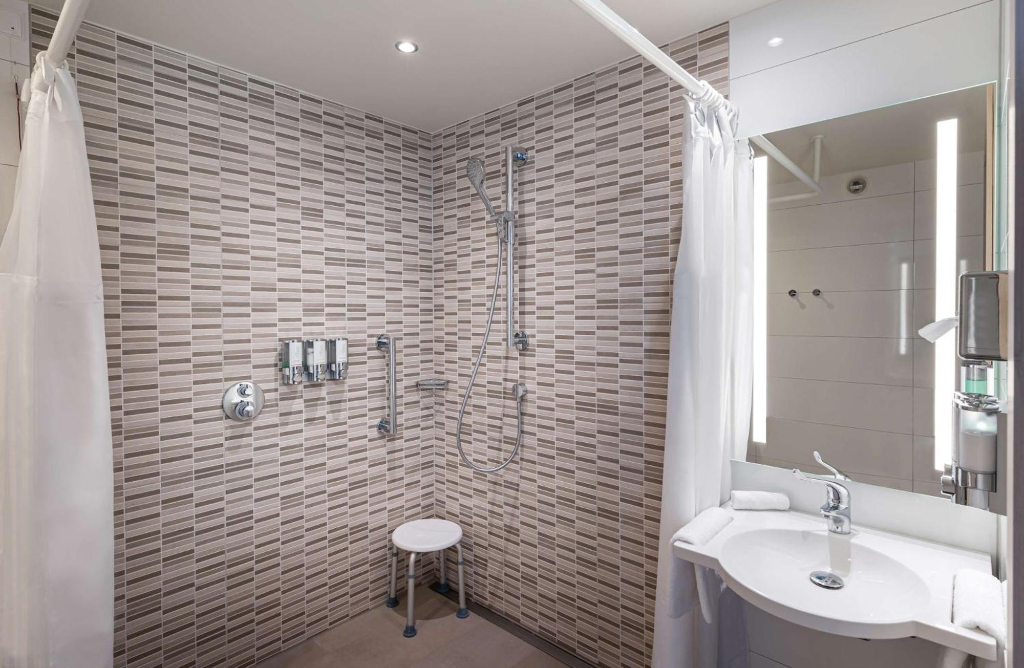 Hampton By Hilton Kiel Otel Dış mekan fotoğraf